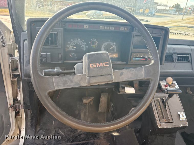 image for item EV2656 1990 GMC C7 digger derrick truck