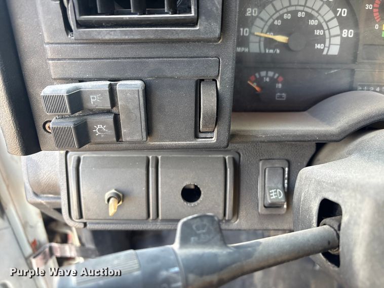 image for item EV2656 1990 GMC C7 digger derrick truck