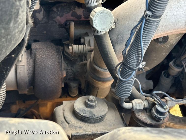 image for item EV2656 1990 GMC C7 digger derrick truck