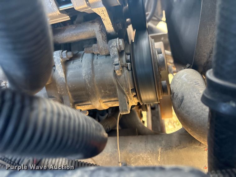 image for item EV2656 1990 GMC C7 digger derrick truck