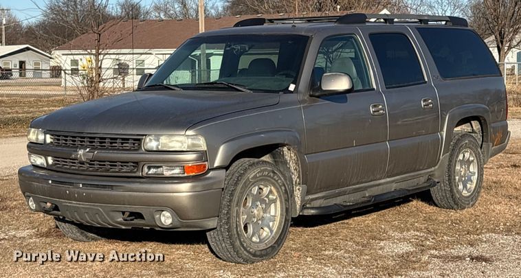 image for item EV2657 2002 Chevrolet Suburban SUV