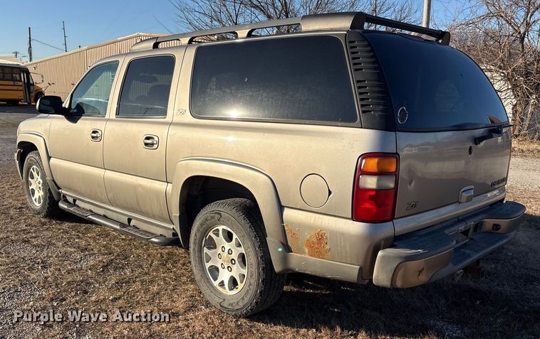 image for item EV2657 2002 Chevrolet Suburban SUV