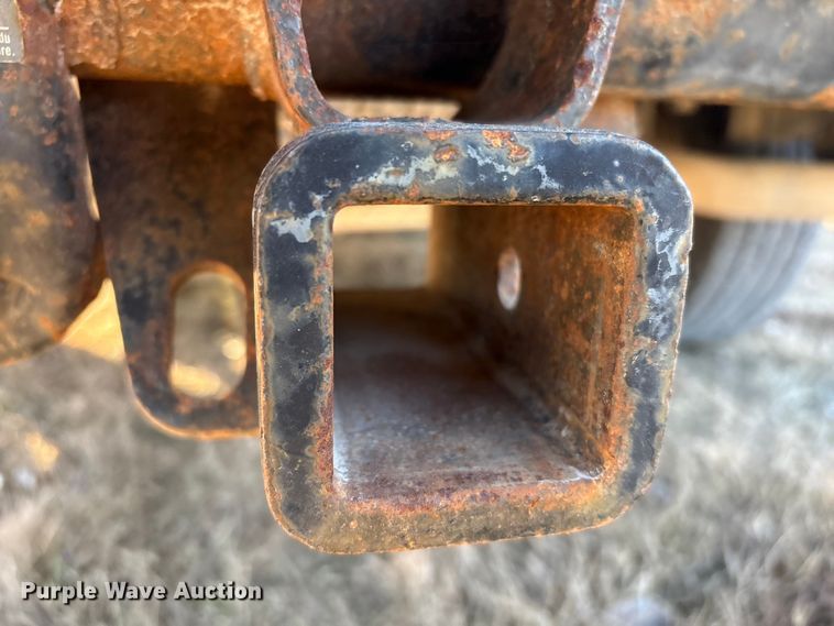 image for item EV2657 2002 Chevrolet Suburban SUV