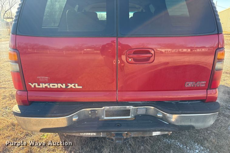 image for item EV2658 2000 GMC Yukon XL SUV
