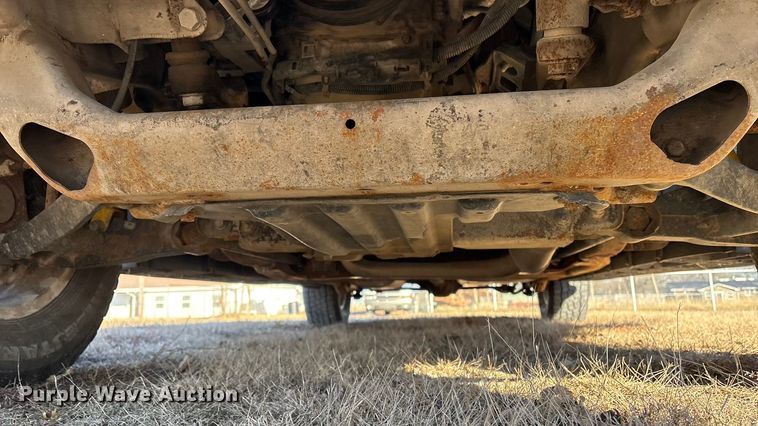 image for item EV2658 2000 GMC Yukon XL SUV