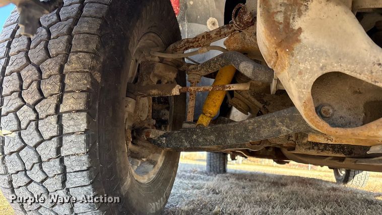 image for item EV2658 2000 GMC Yukon XL SUV