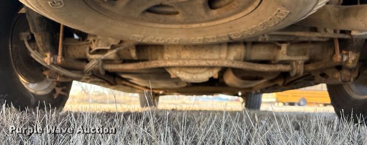 image for item EV2658 2000 GMC Yukon XL SUV