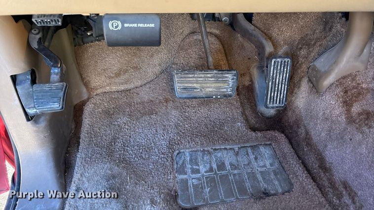 image for item EV2658 2000 GMC Yukon XL SUV