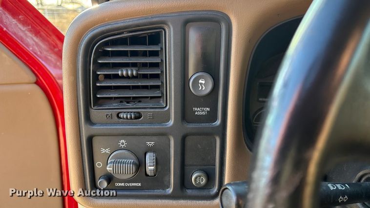 image for item EV2658 2000 GMC Yukon XL SUV