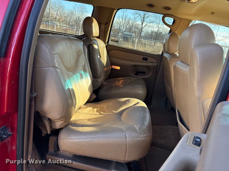 image for item EV2658 2000 GMC Yukon XL SUV