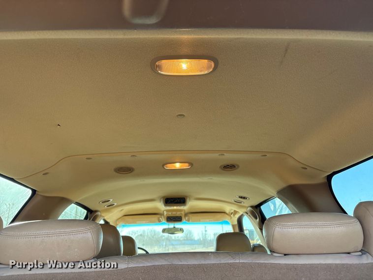 image for item EV2658 2000 GMC Yukon XL SUV