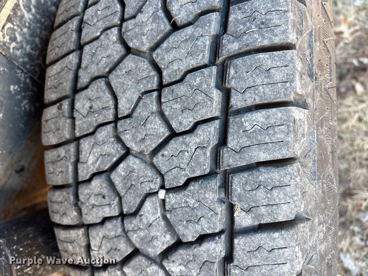 image for item EV2658 2000 GMC Yukon XL SUV