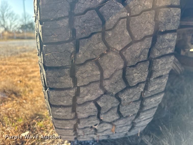 image for item EV2658 2000 GMC Yukon XL SUV