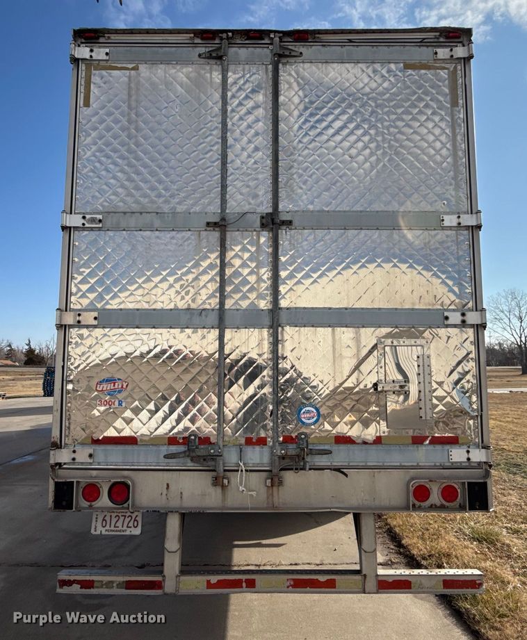 image for item EV6012 2006 Utility  VS2RA refrigerated van trailer