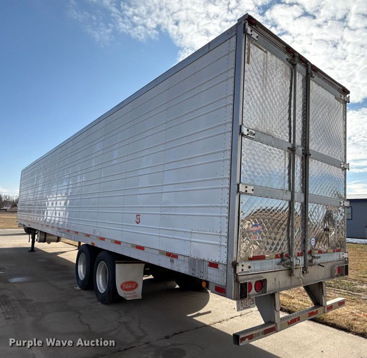 image for item EV6012 2006 Utility  VS2RA refrigerated van trailer