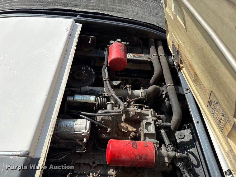 image for item EV6012 2006 Utility  VS2RA refrigerated van trailer