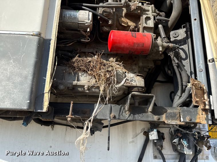 image for item EV6012 2006 Utility  VS2RA refrigerated van trailer