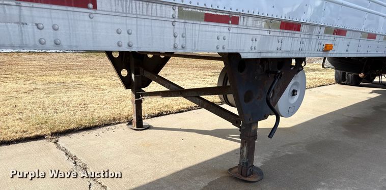 image for item EV6012 2006 Utility  VS2RA refrigerated van trailer