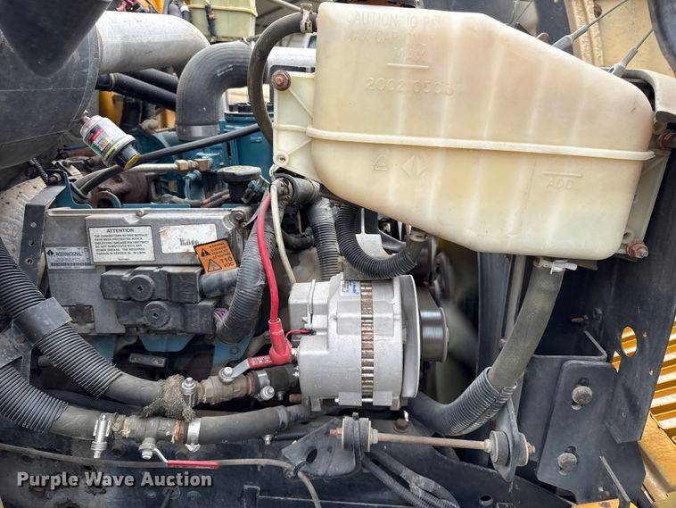 image for item EV6013 2002 International 3000IC school bus