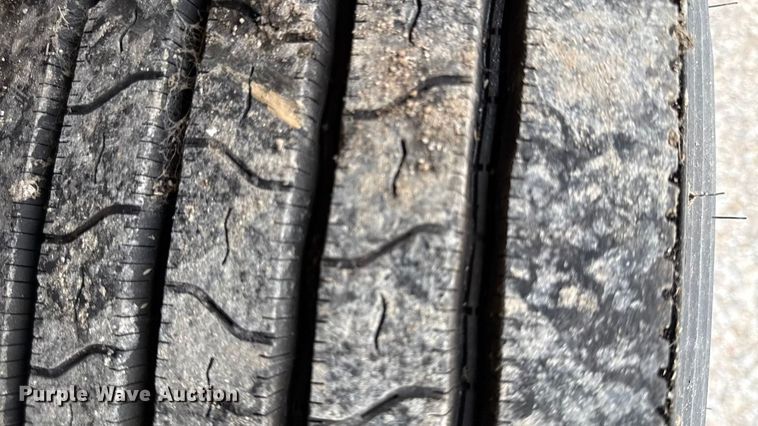 image for item EV6013 2002 International 3000IC school bus