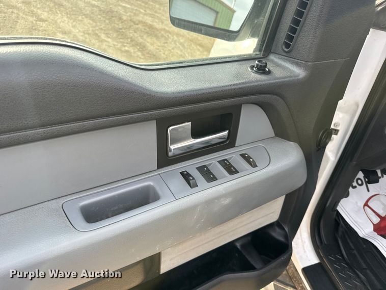 image for item FB0662 2014 Ford F150 Ext. Cab pickup truck