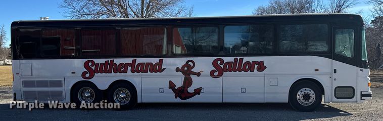 image for item FB0725 1999 Blue Bird Commercial Bus coach bus