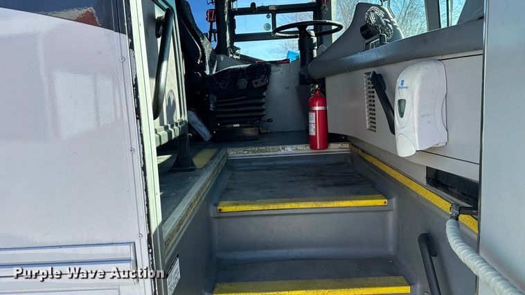 image for item FB0725 1999 Blue Bird Commercial Bus coach bus