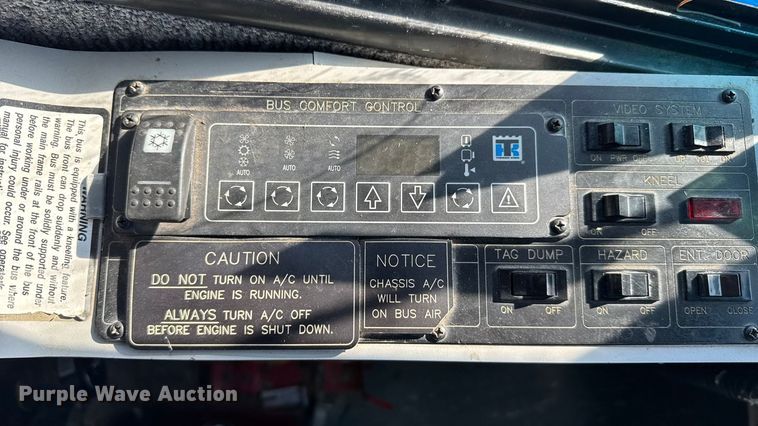 image for item FB0725 1999 Blue Bird Commercial Bus coach bus