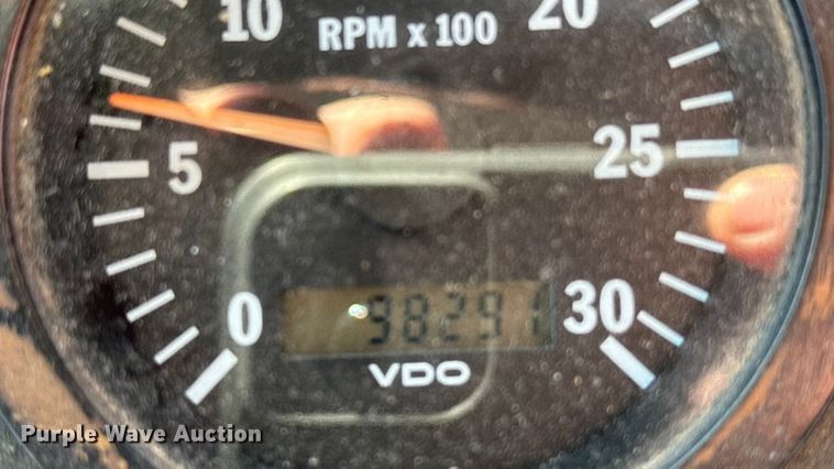 image for item FB0725 1999 Blue Bird Commercial Bus coach bus