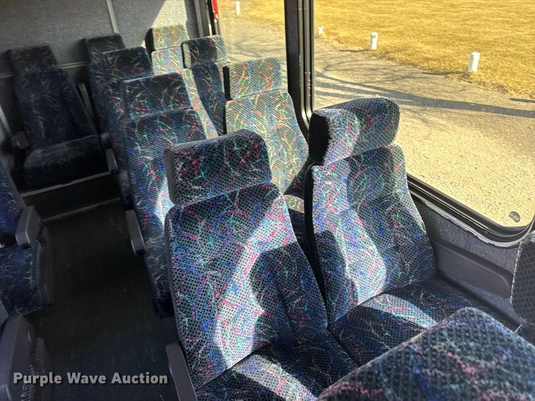 image for item FB0725 1999 Blue Bird Commercial Bus coach bus