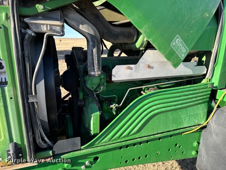 image for item FB0728 2003 John Deere 7320 tractor