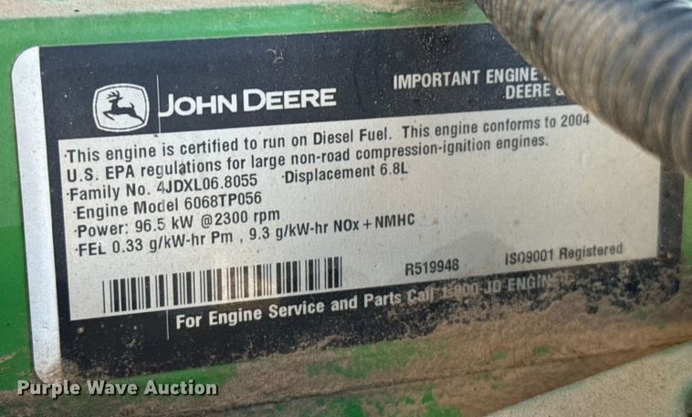 image for item FB0728 2003 John Deere 7320 tractor