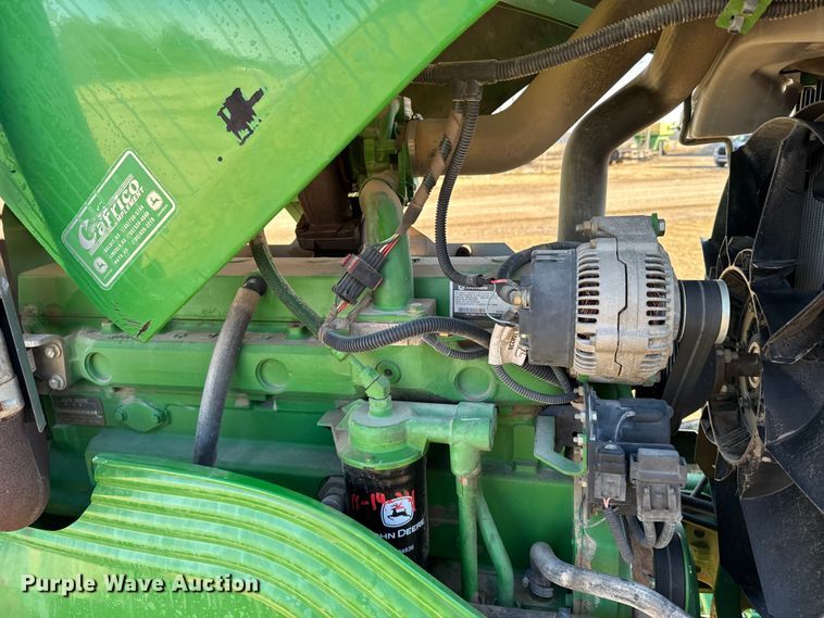 image for item FB0728 2003 John Deere 7320 tractor