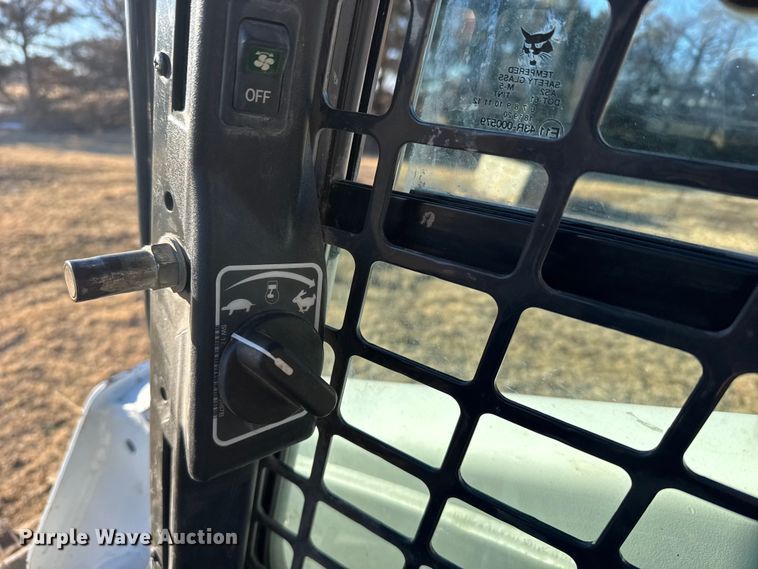 image for item FB0729 2017 Bobcat S595 skid steer loader