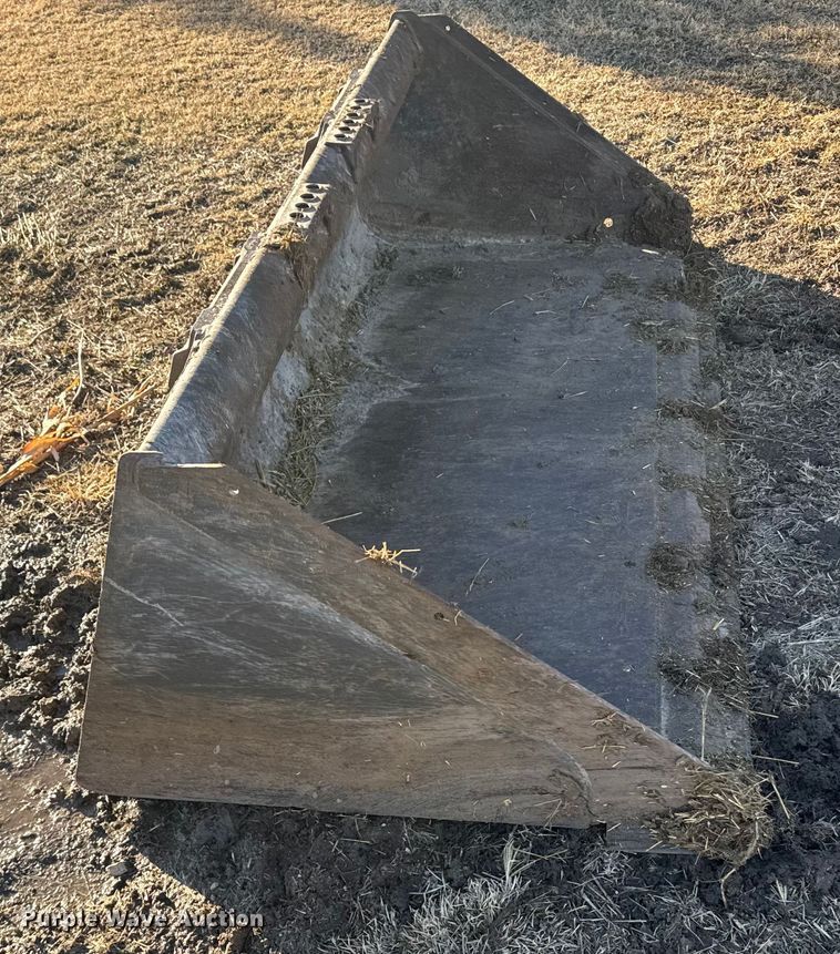 image for item FB0730 Bobcat skid steer bucket