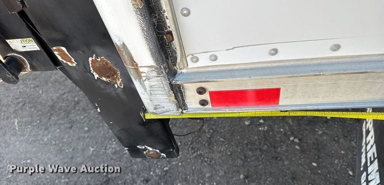 image for item FB0731 2003 Chevrolet Express 3500 box truck