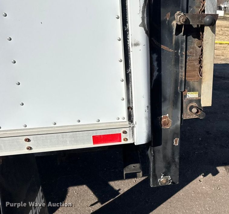 image for item FB0731 2003 Chevrolet Express 3500 box truck