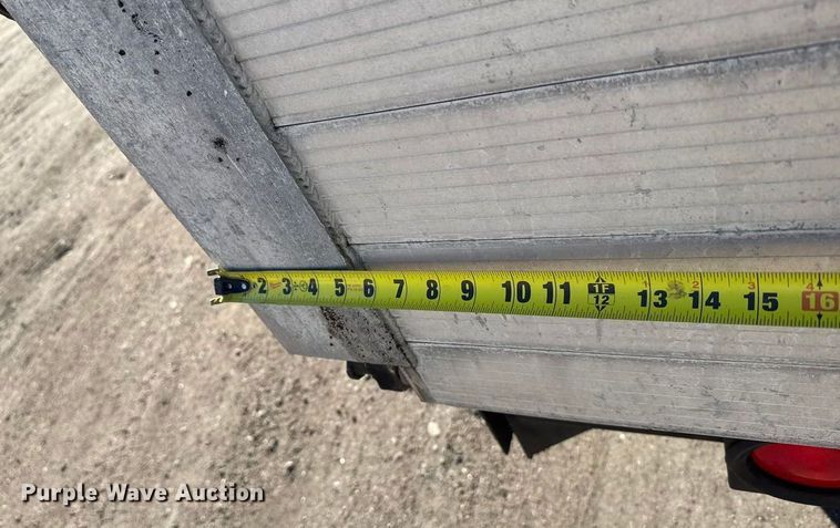 image for item FB0731 2003 Chevrolet Express 3500 box truck