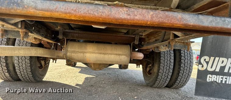 image for item FB0731 2003 Chevrolet Express 3500 box truck