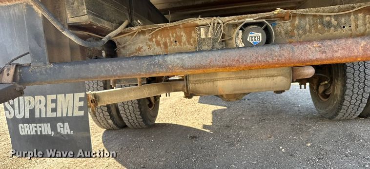 image for item FB0731 2003 Chevrolet Express 3500 box truck