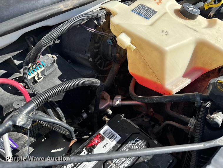 image for item FB0731 2003 Chevrolet Express 3500 box truck