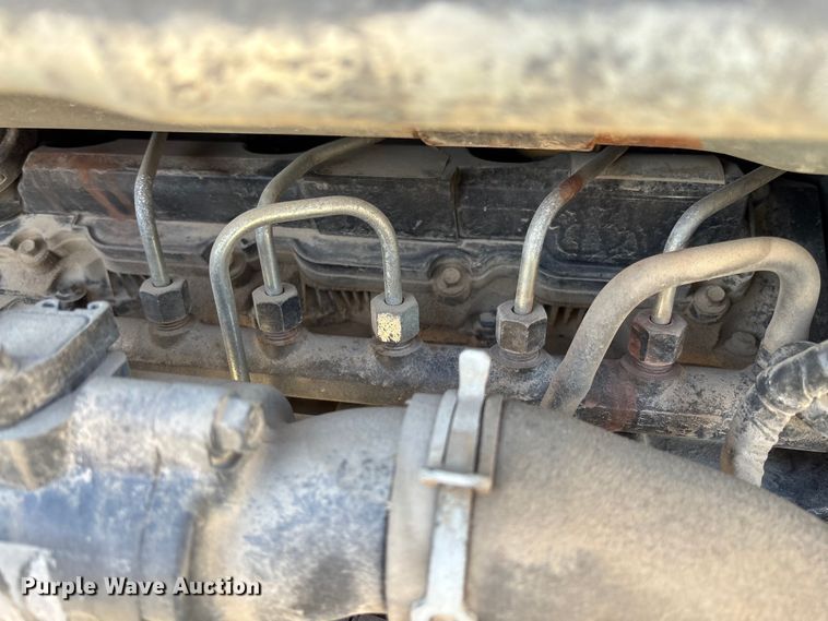 image for item FB2989 2016 Bobcat T750 tracked skid steer loader