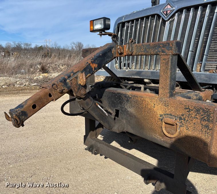 image for item FB2990 2007 International 7500 SFA dump truck