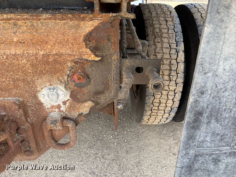 image for item FB2990 2007 International 7500 SFA dump truck