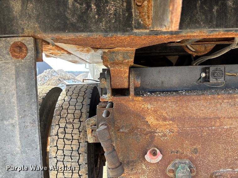 image for item FB2990 2007 International 7500 SFA dump truck