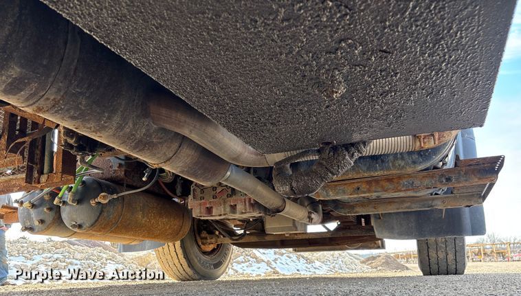 image for item FB2990 2007 International 7500 SFA dump truck