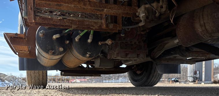 image for item FB2990 2007 International 7500 SFA dump truck