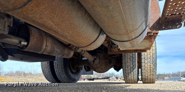 image for item FB2990 2007 International 7500 SFA dump truck