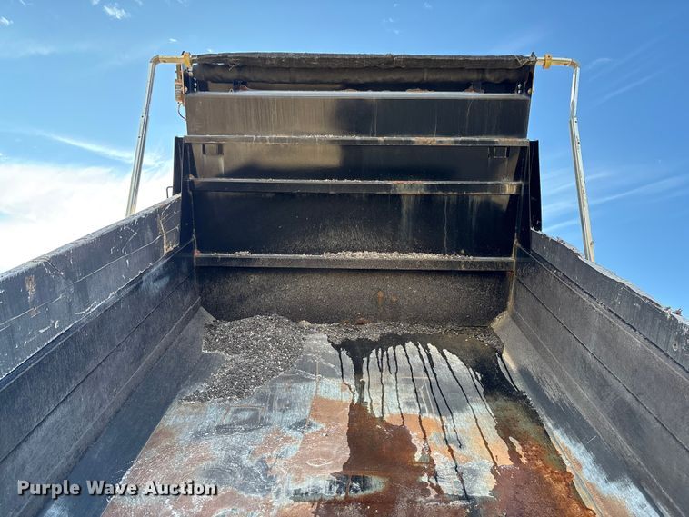 image for item FB2990 2007 International 7500 SFA dump truck