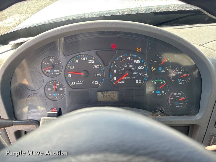 image for item FB2990 2007 International 7500 SFA dump truck